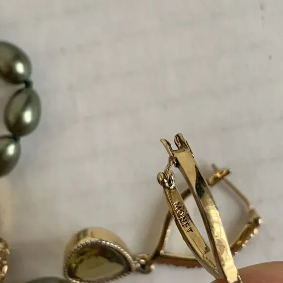 Monet Pearl Necklace Bracelet Dangle Earring Set Sage Green Gold 4 Pc Set - Picture 10 of 10